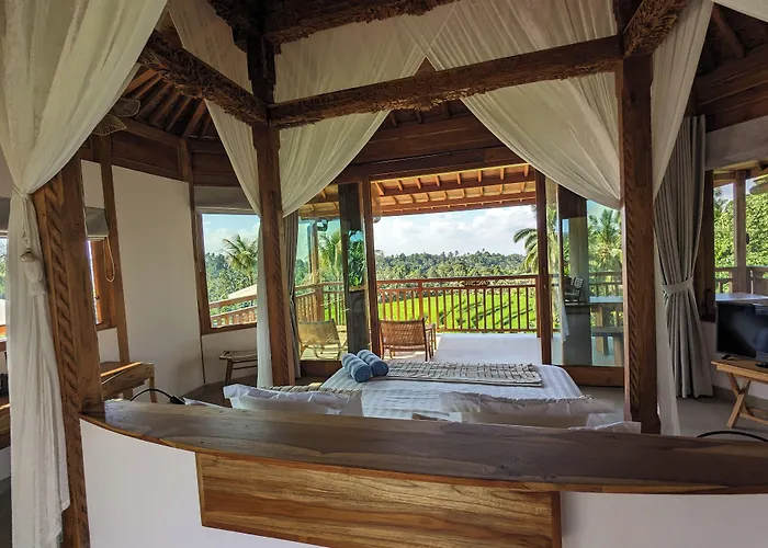Puri Dajuma Terrace Eco & リゾート 4*