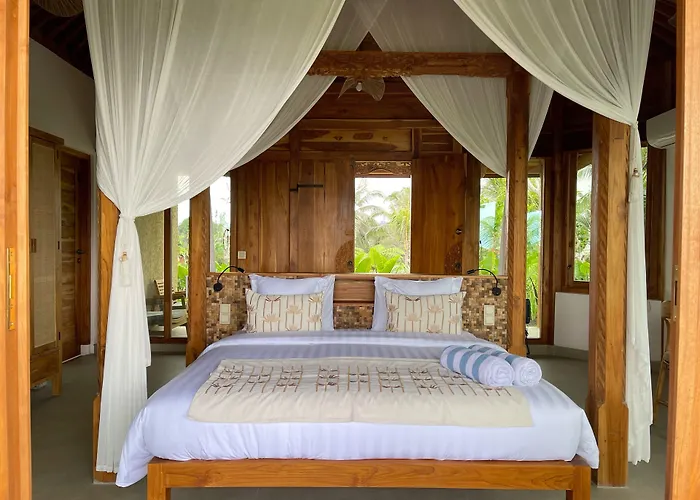 Puri Dajuma Terrace Eco & リゾート 4*